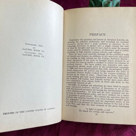 1931 Selections from the Works of Abraham Lincoln by Abraham Lincoln - Picture 7 of 10